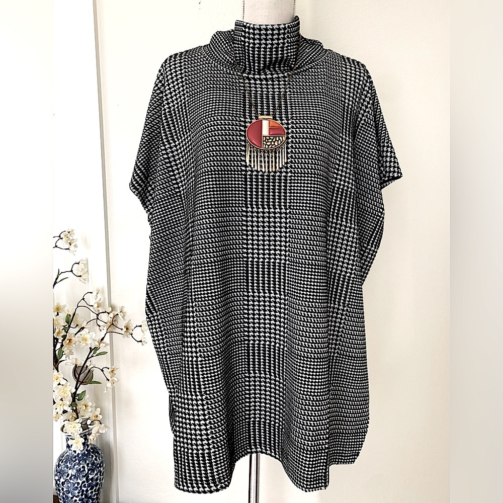 Jones New York Houndstooth Pullover
